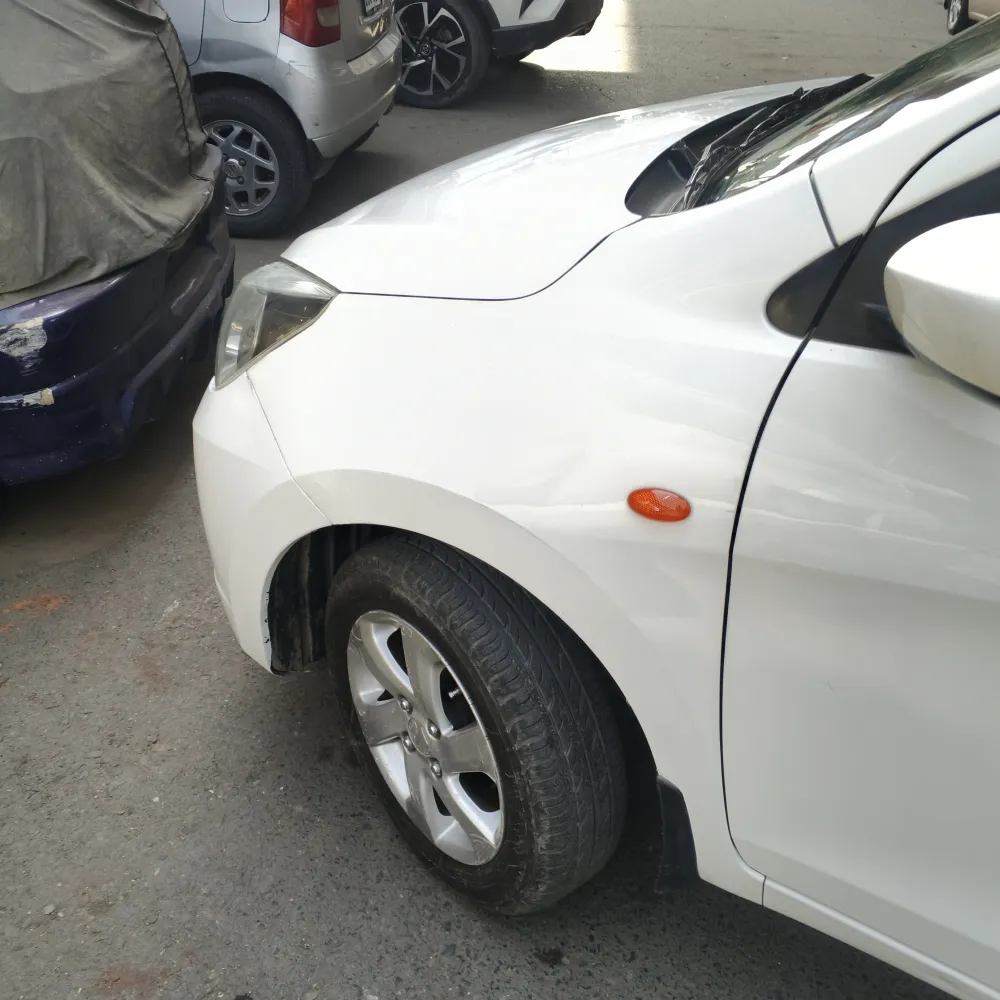 Front_fender_left image