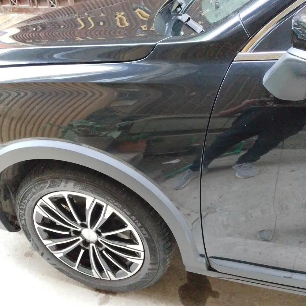 Front_fender_left image