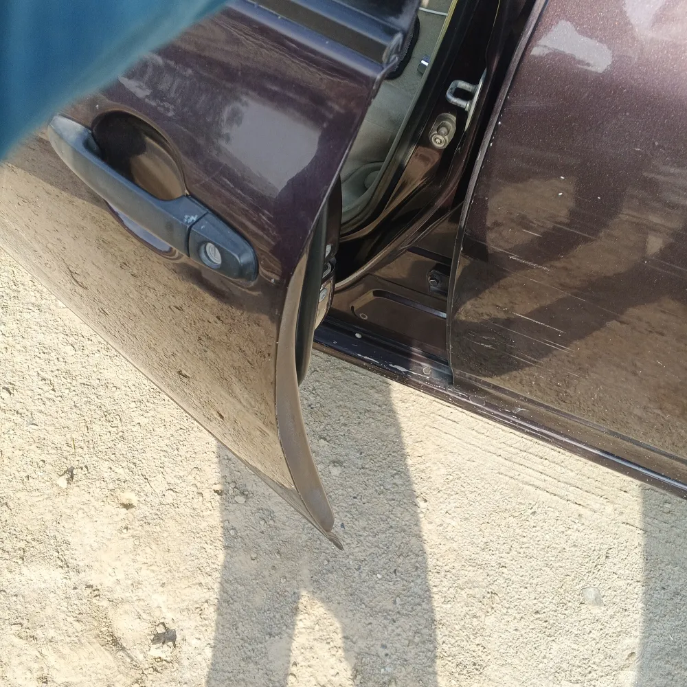 Front_left_door image