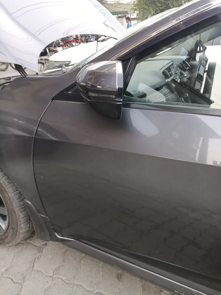 Front_left_door image
