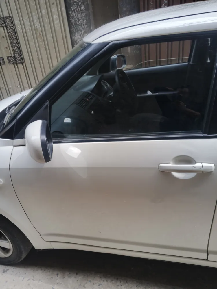 Front_left_door image