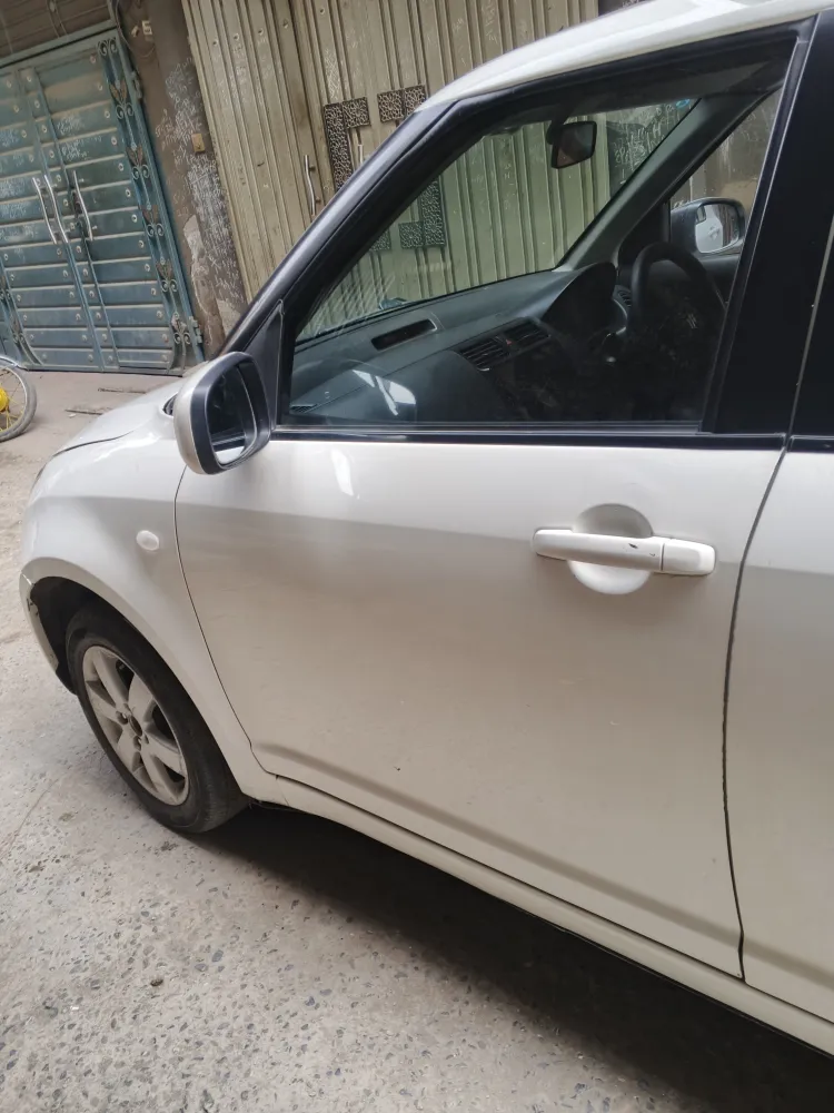 Front_left_door image