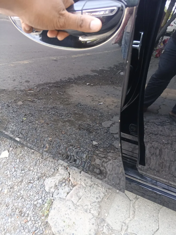 Front_left_door image