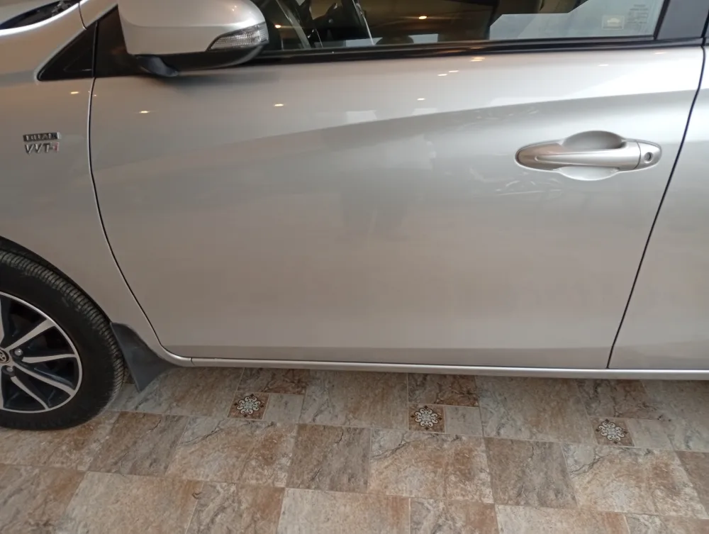 Front_left_door image