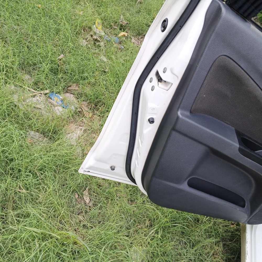 Front_left_door image