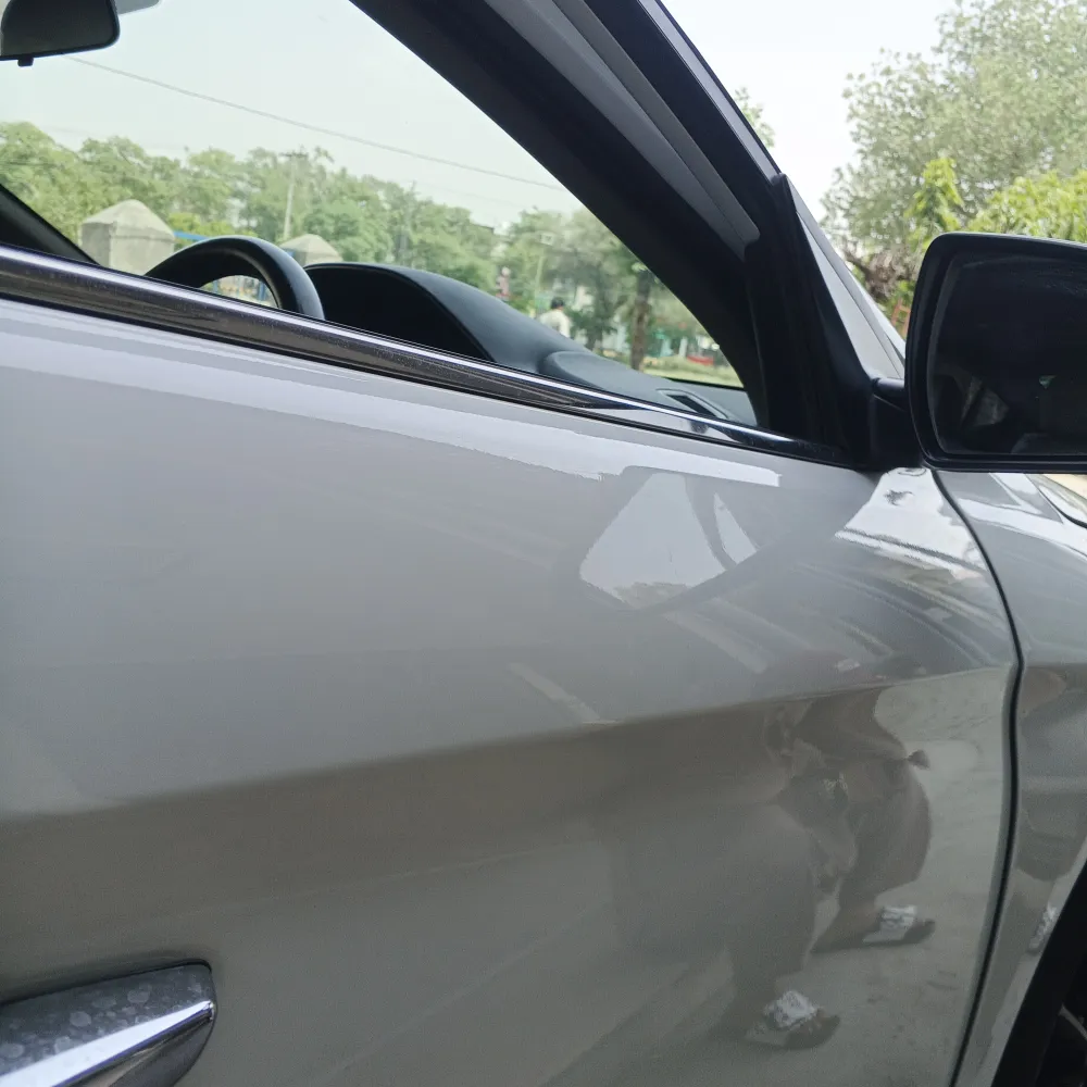 Front_right_door image