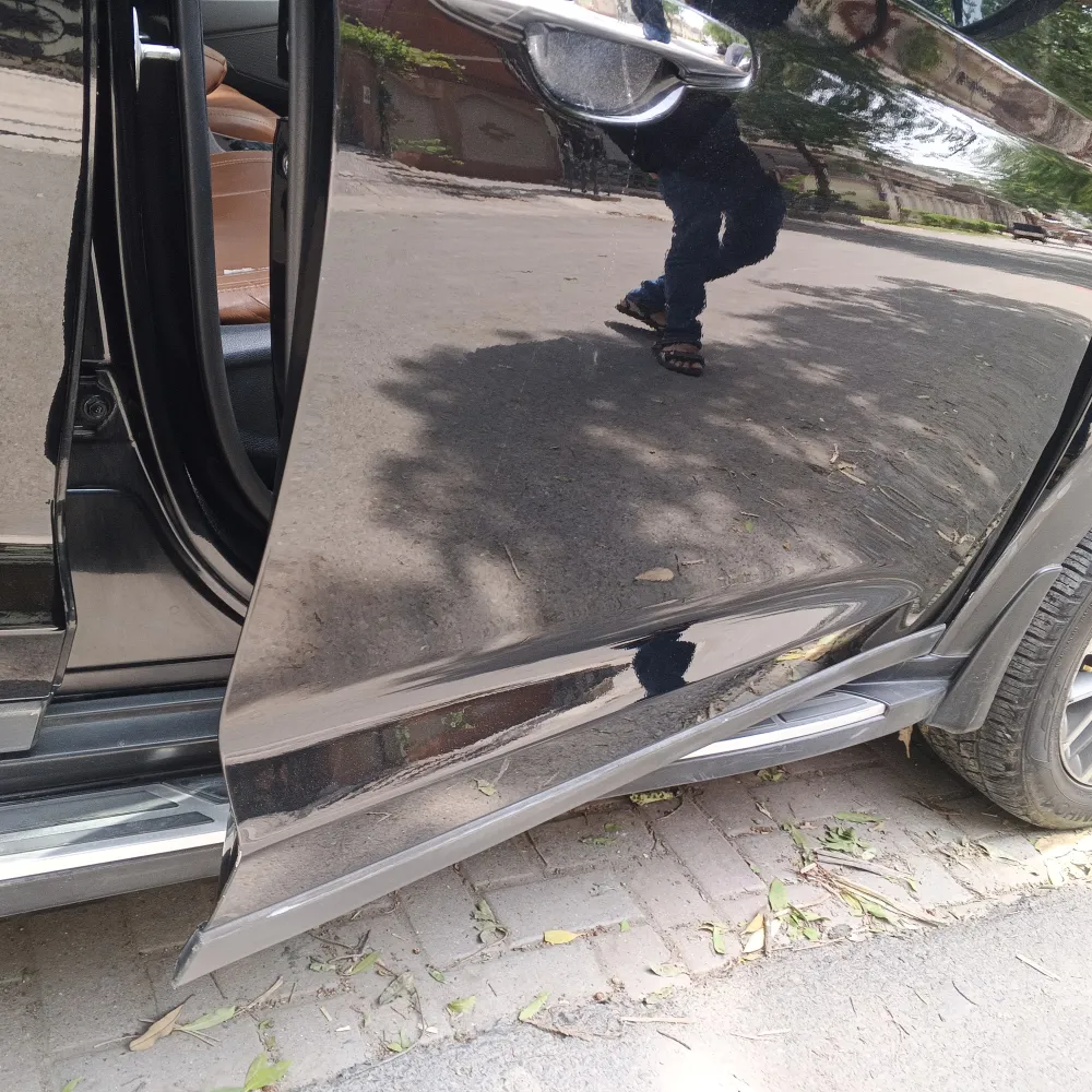 Front_right_door image