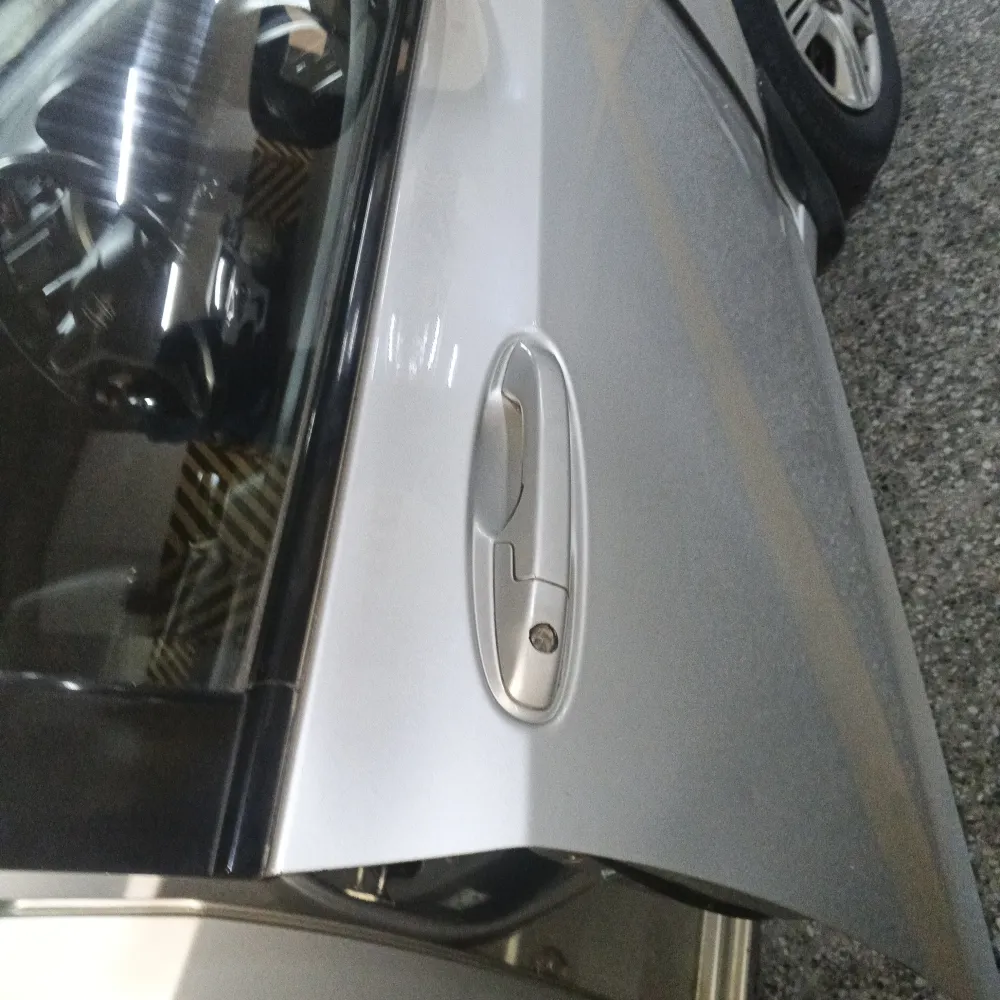 Front_right_door image
