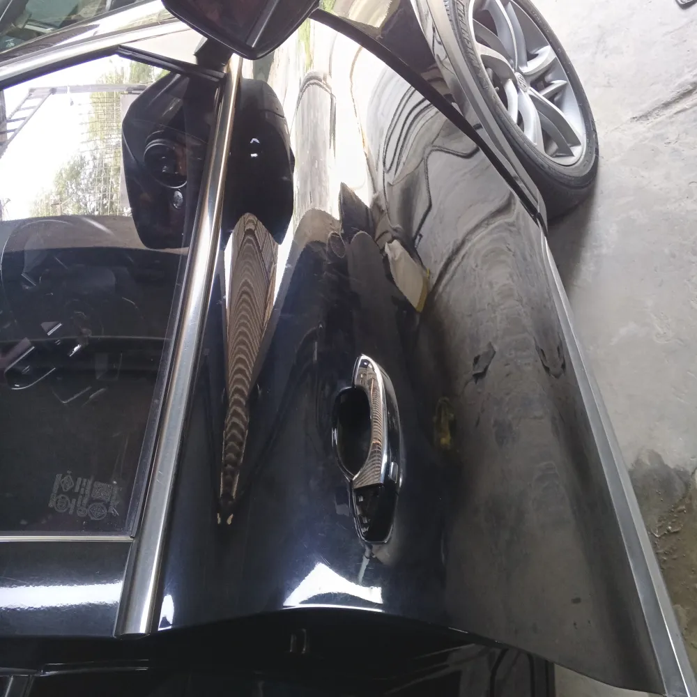 Front_right_door image