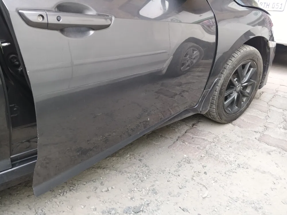 Front_right_door image