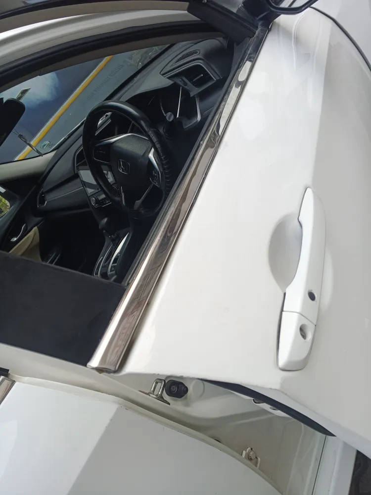 Front_right_door image