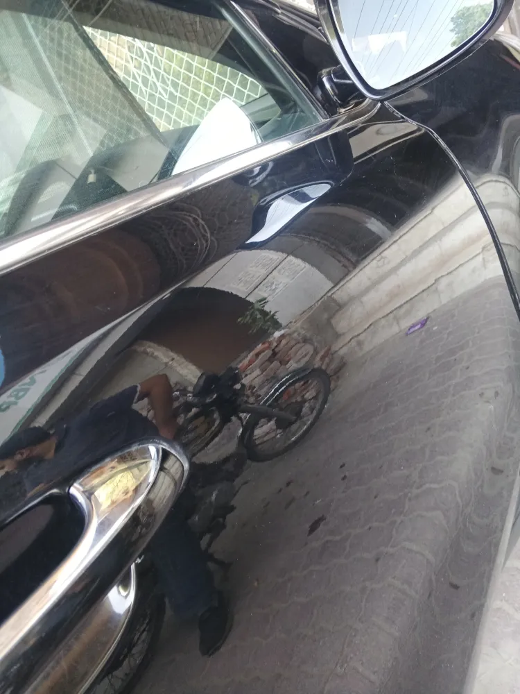 Front_right_door image