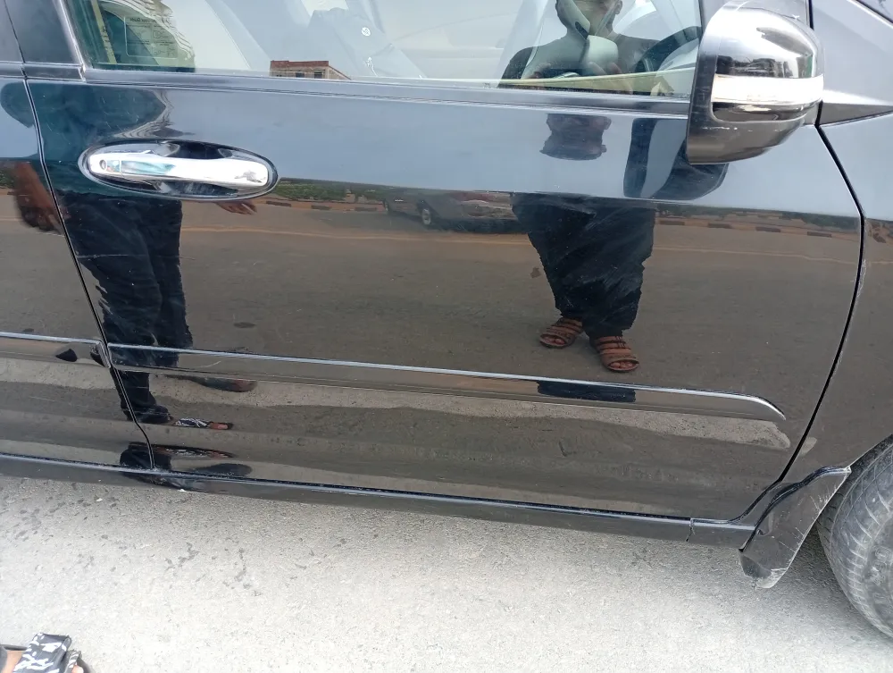 Front_right_door image