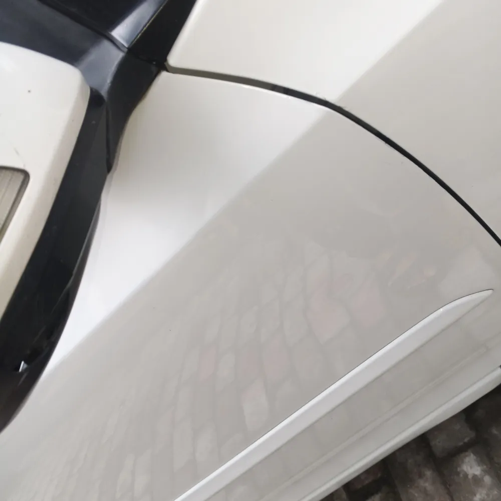 Front_right_door image