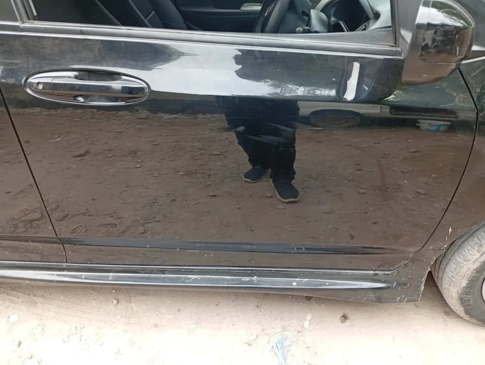 Front_right_door image