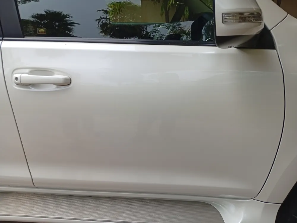 Front_right_door image