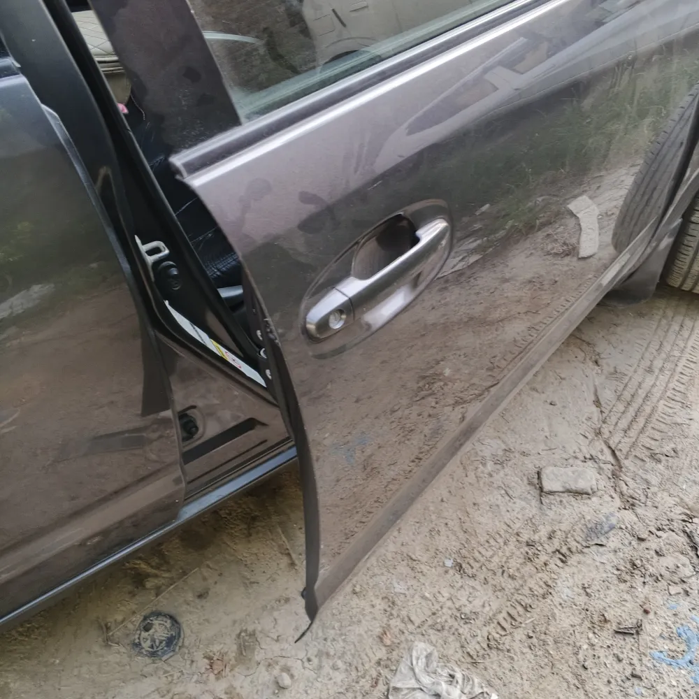 Front_right_door image