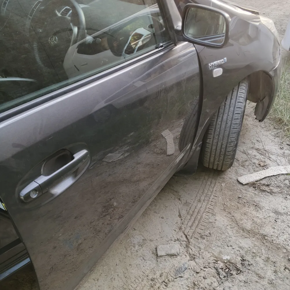 Front_right_door image