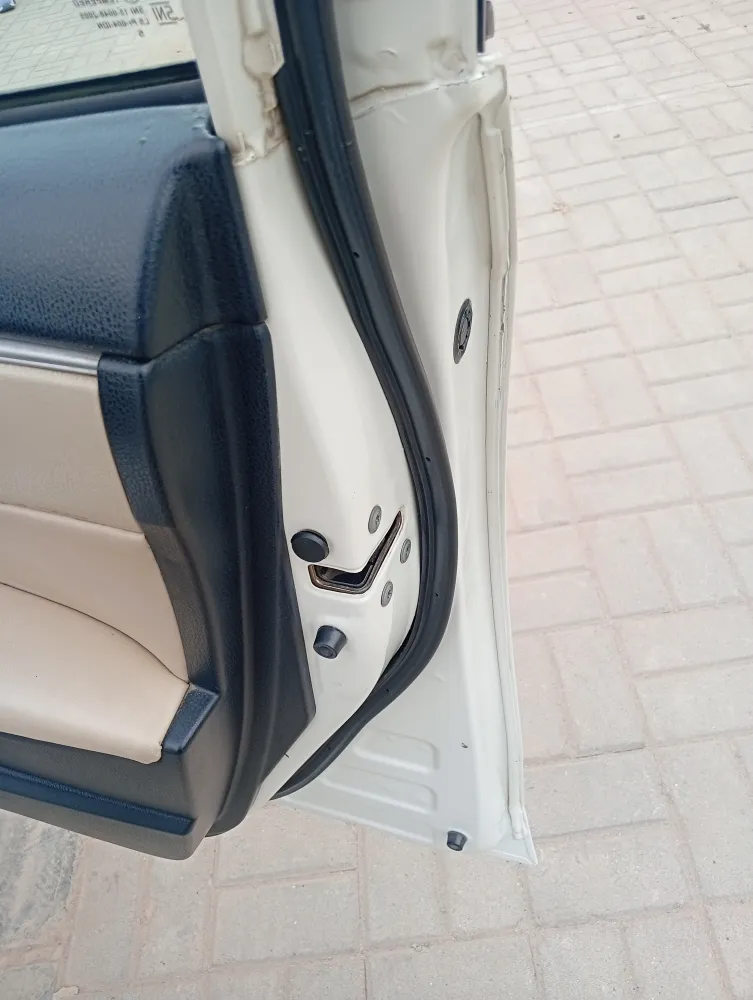 Front_right_door image