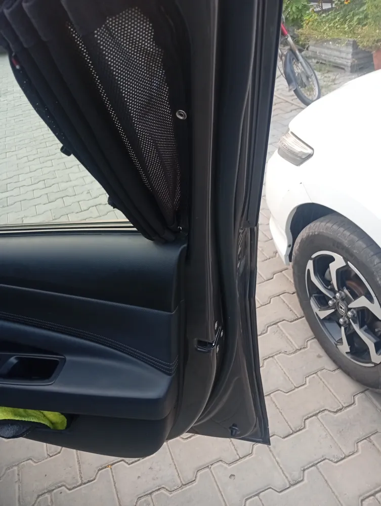 Front_right_door image