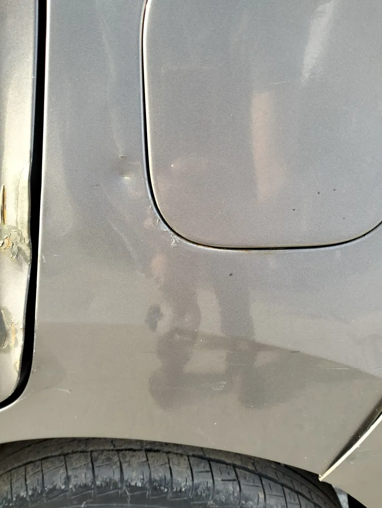 Rear_fender_back image