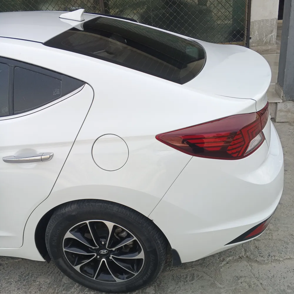 Rear_fender_back image