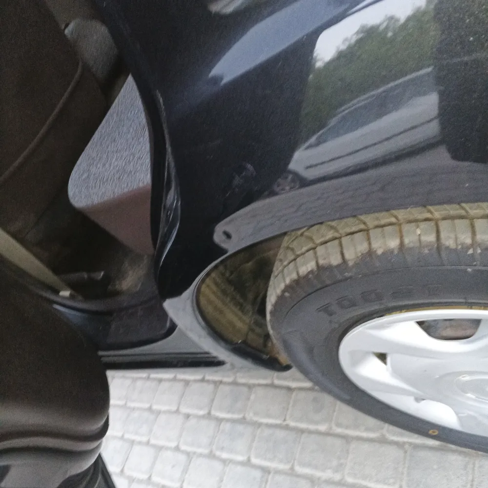 Rear_fender_back image