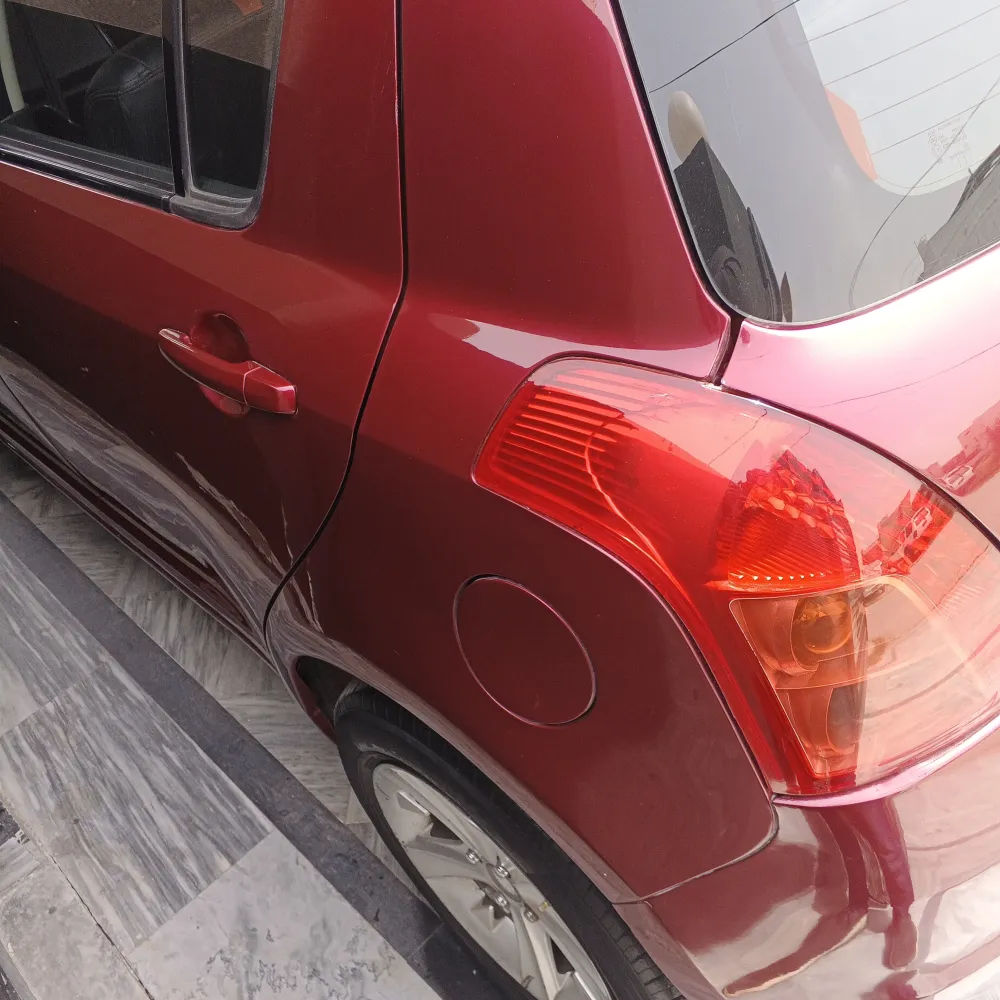 Rear_fender_back image