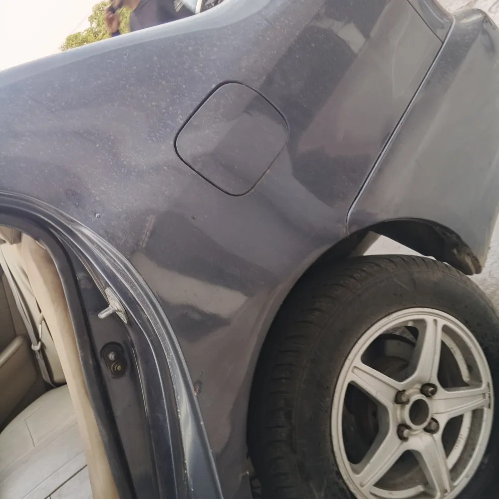 Rear_fender_back image