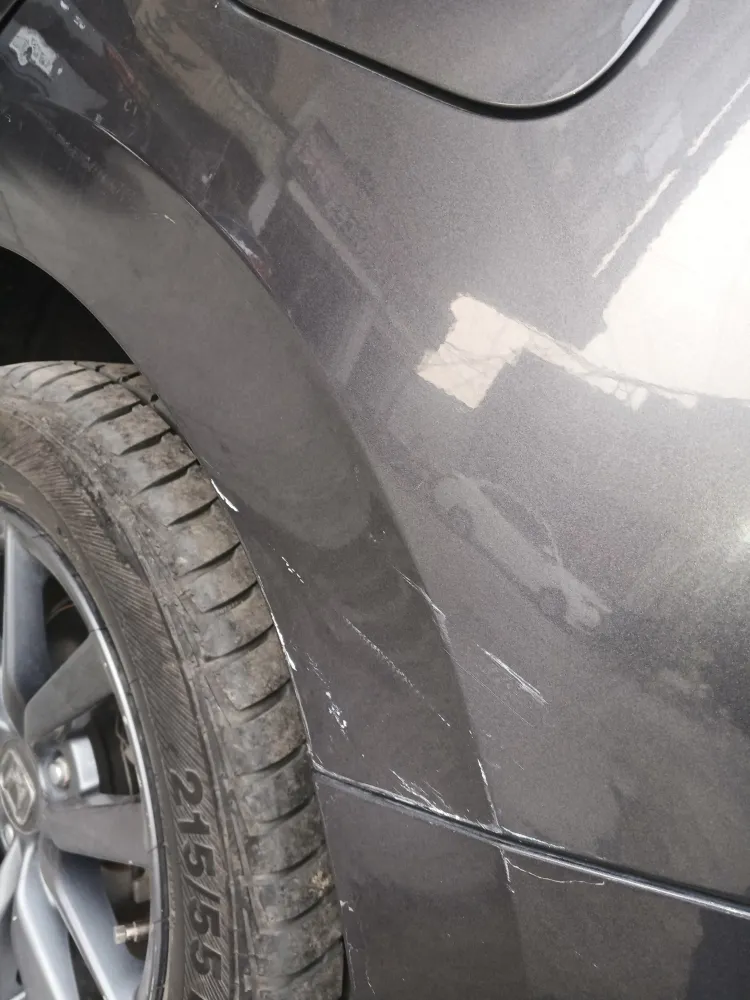 Rear_fender_back image