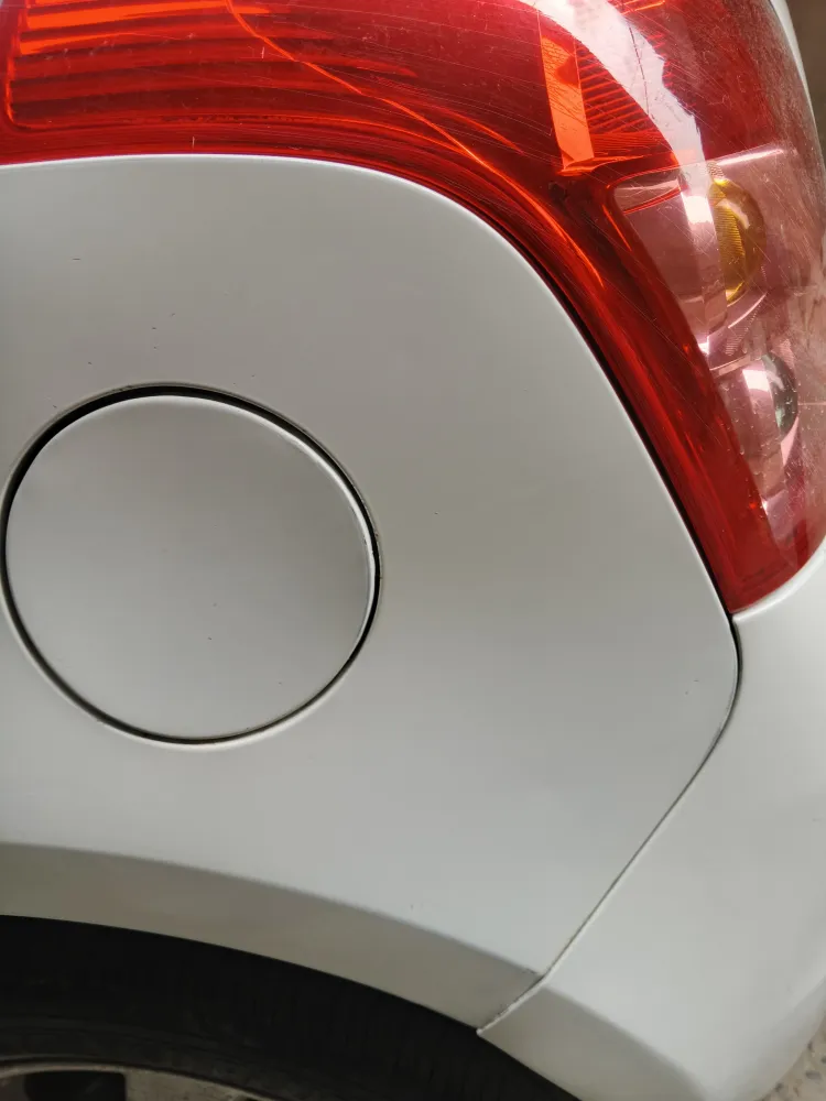 Rear_fender_back image