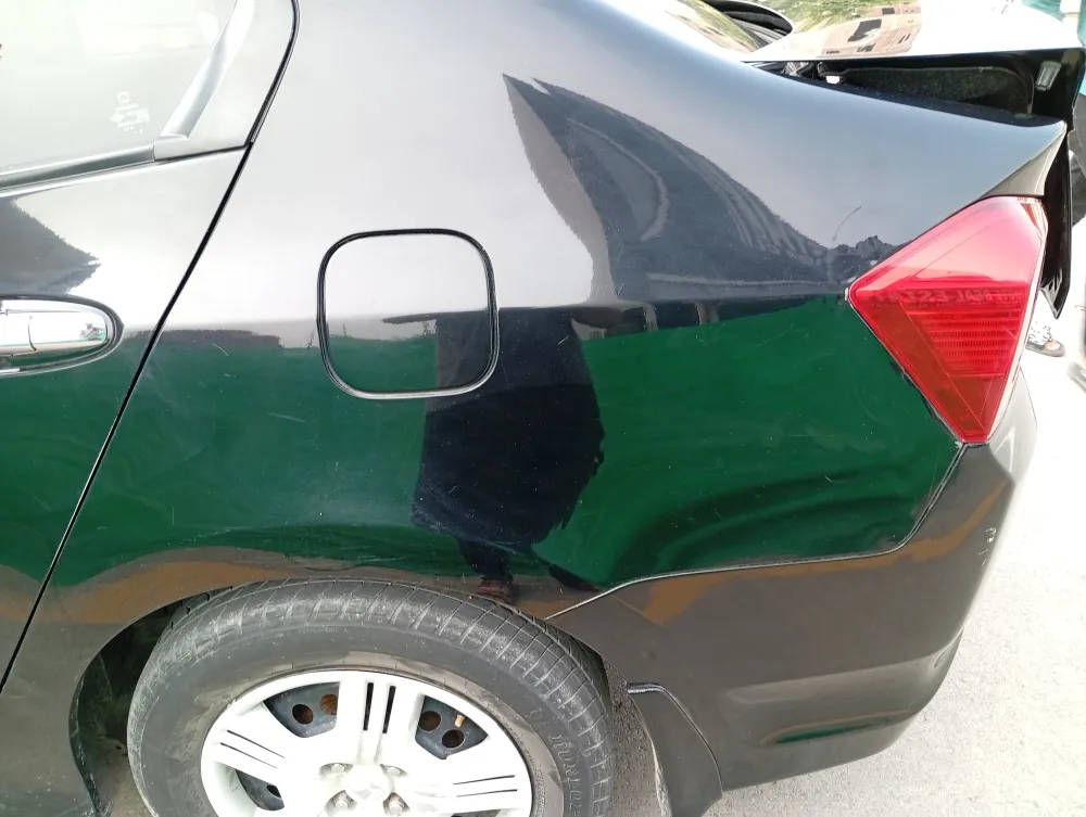 Rear_fender_back image