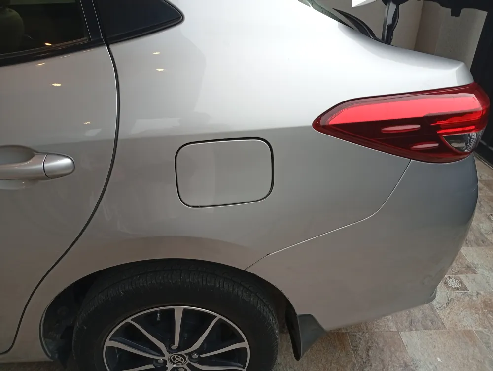 Rear_fender_back image
