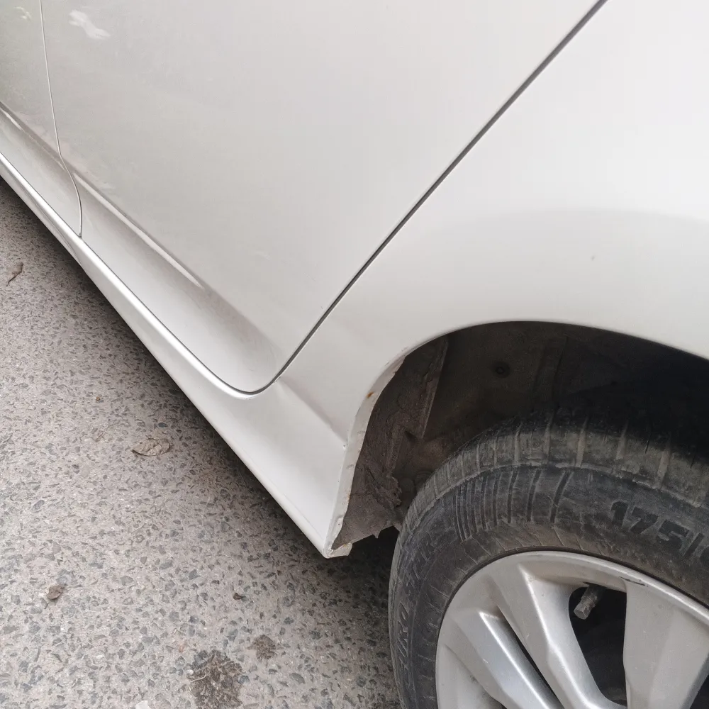 Rear_fender_back image