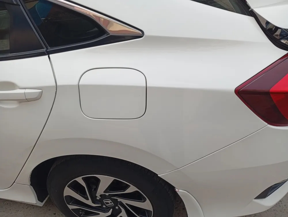 Rear_fender_back image