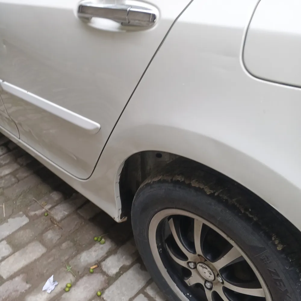Rear_fender_back image