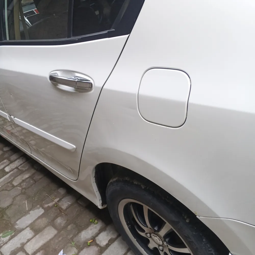 Rear_fender_back image