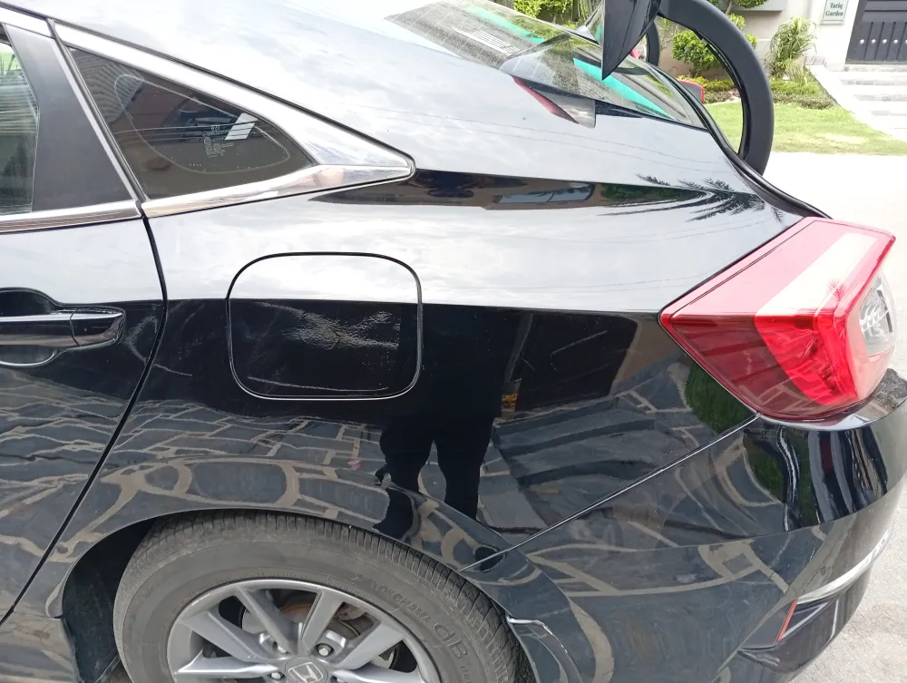 Rear_fender_back image