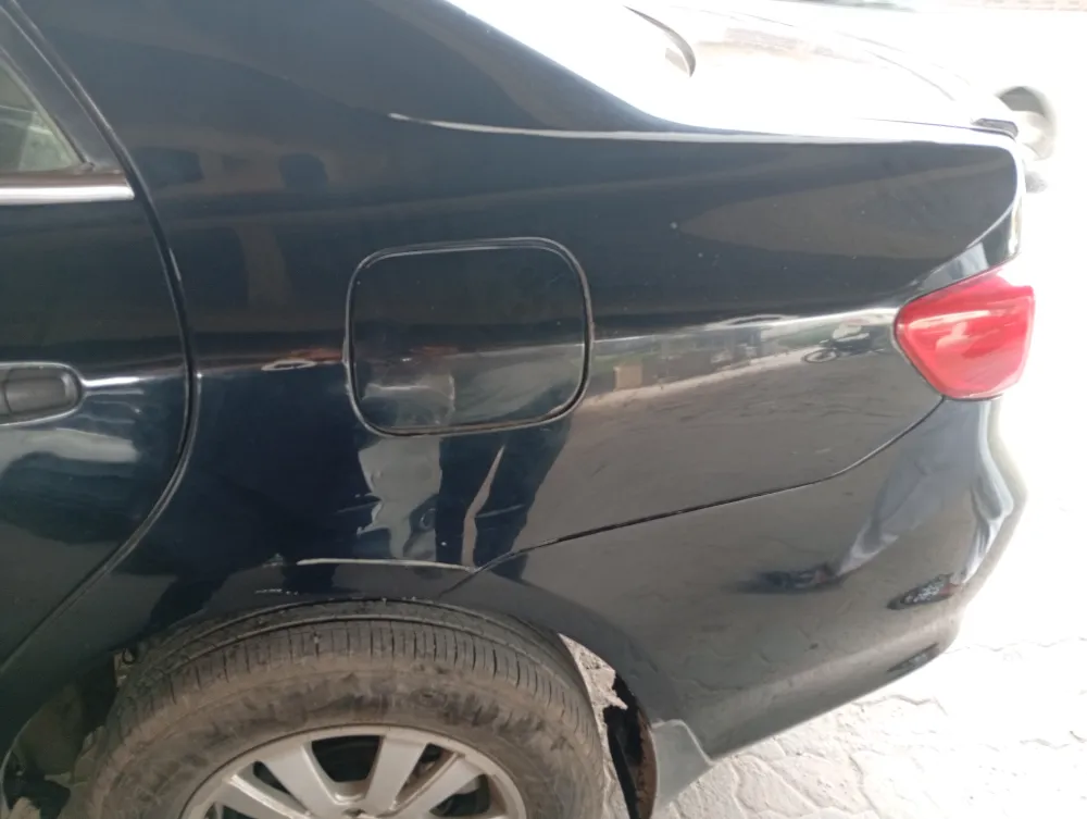 Rear_fender_back image
