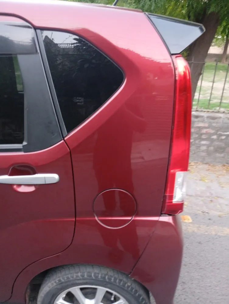 Rear_fender_back image