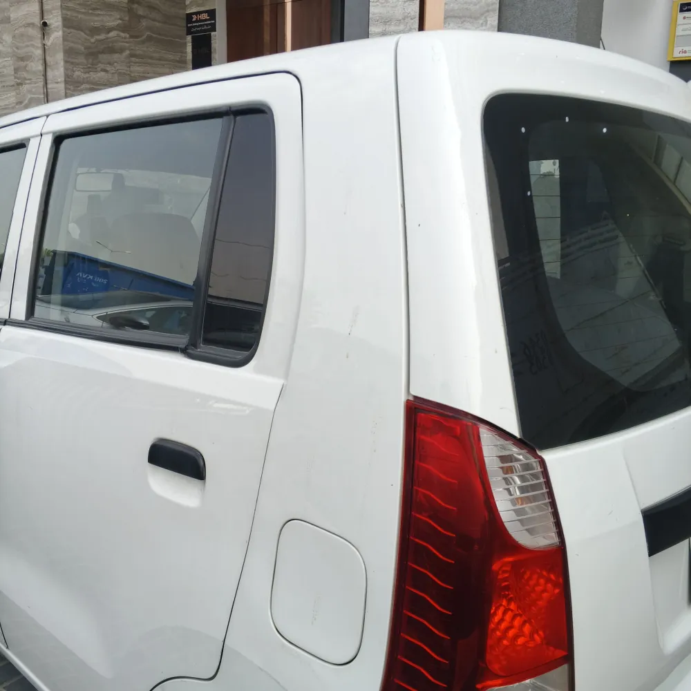 Rear_fender_back image
