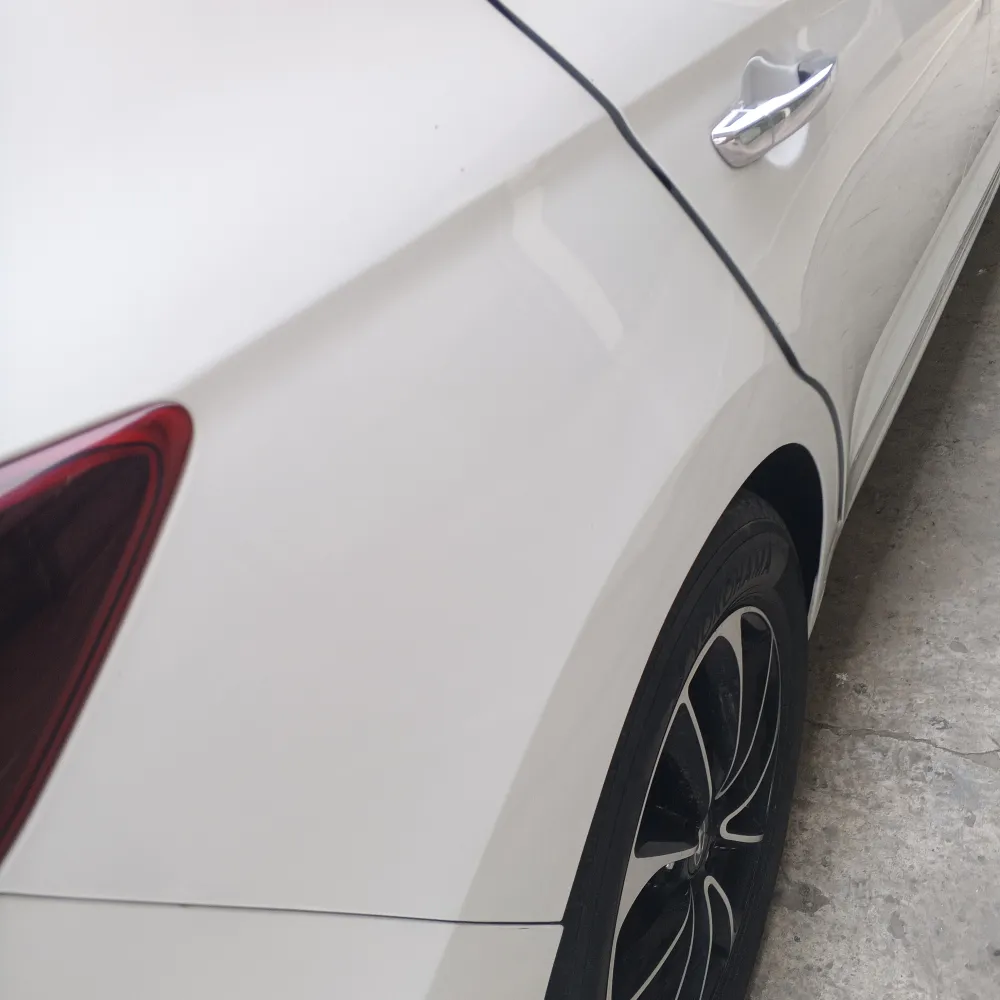 Rear_fender_right image