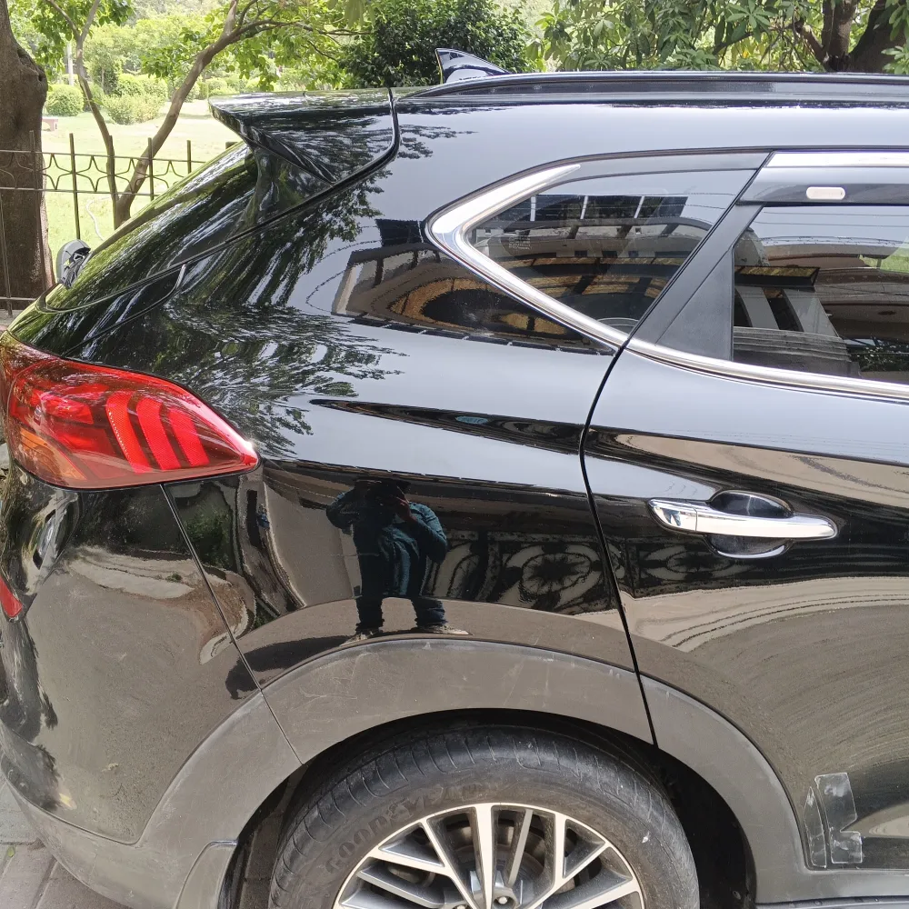 Rear_fender_right image