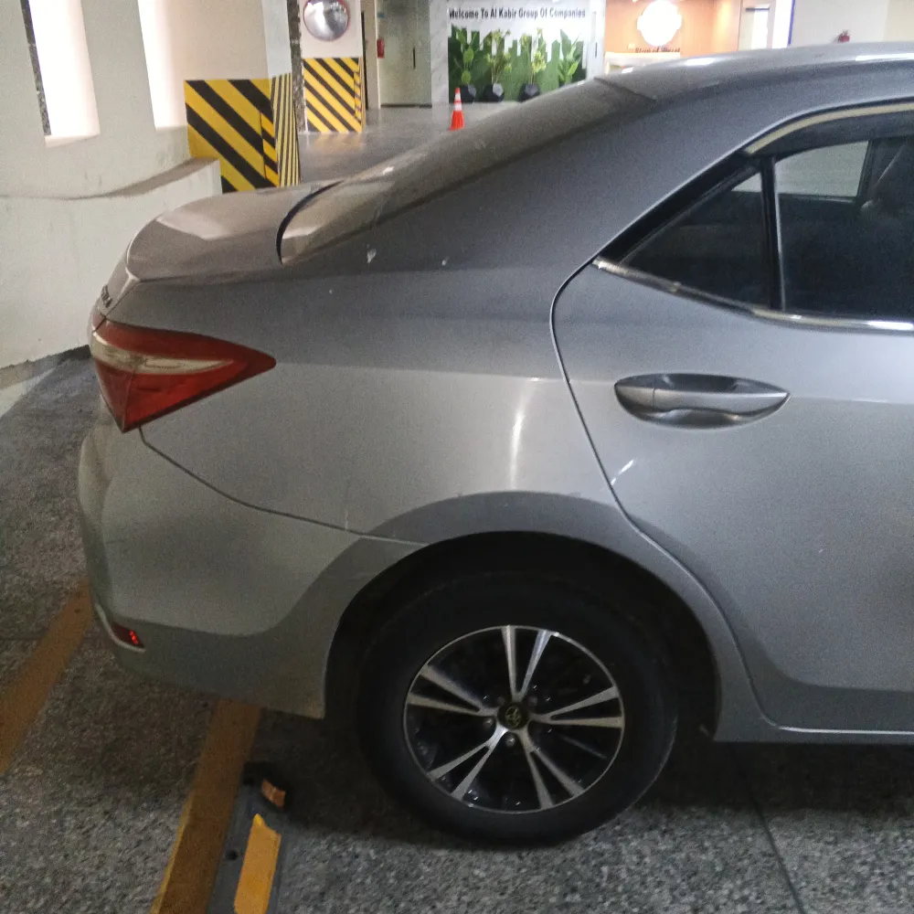 Rear_fender_right image