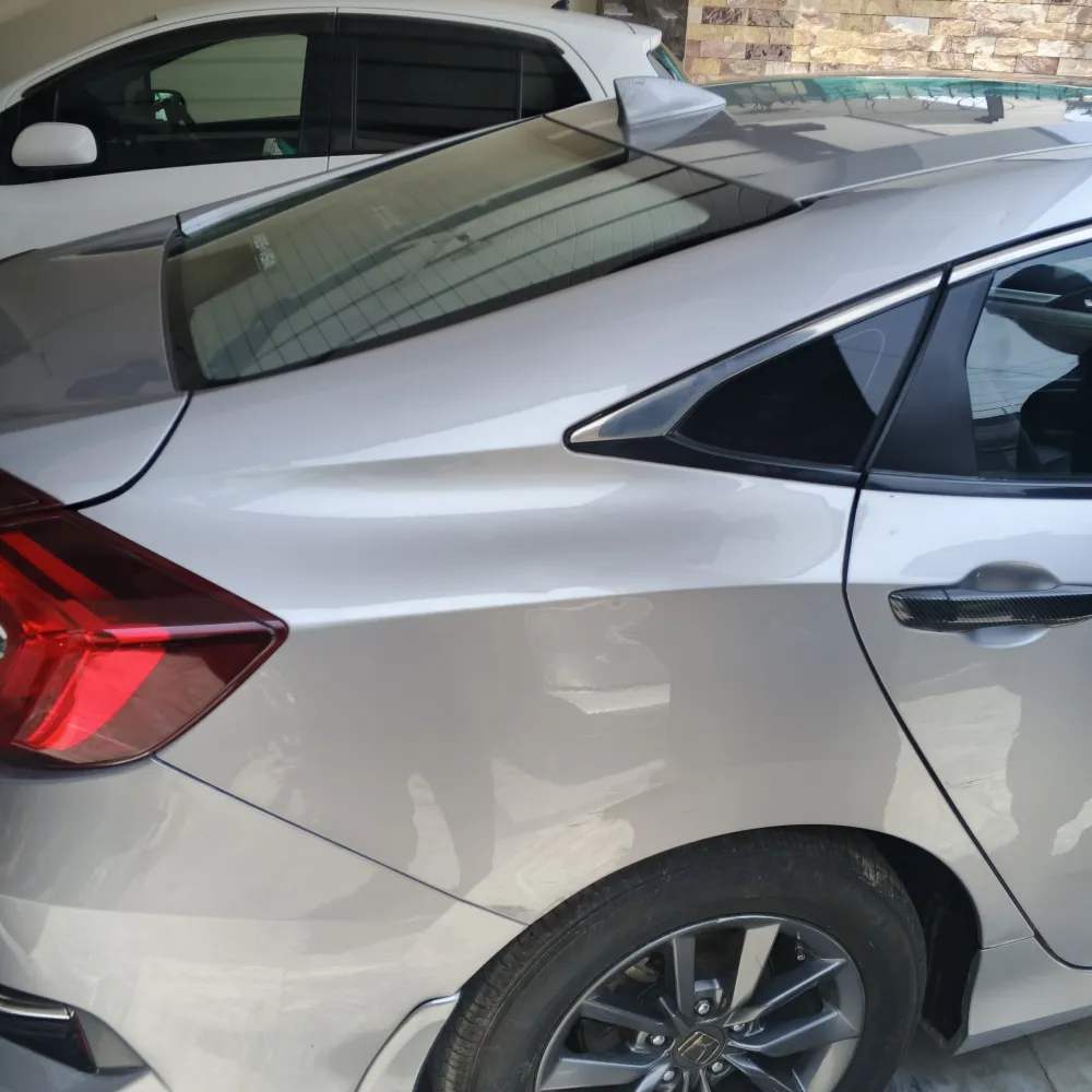 Rear_fender_right image