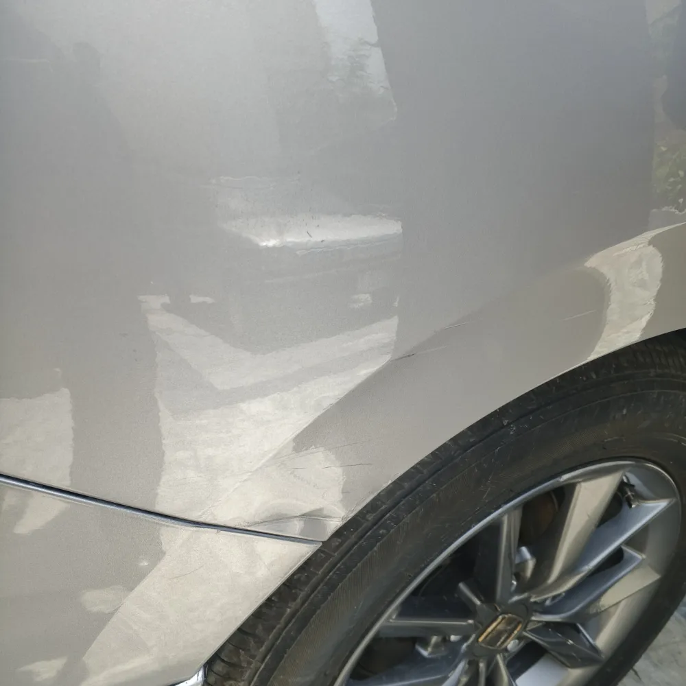 Rear_fender_right image