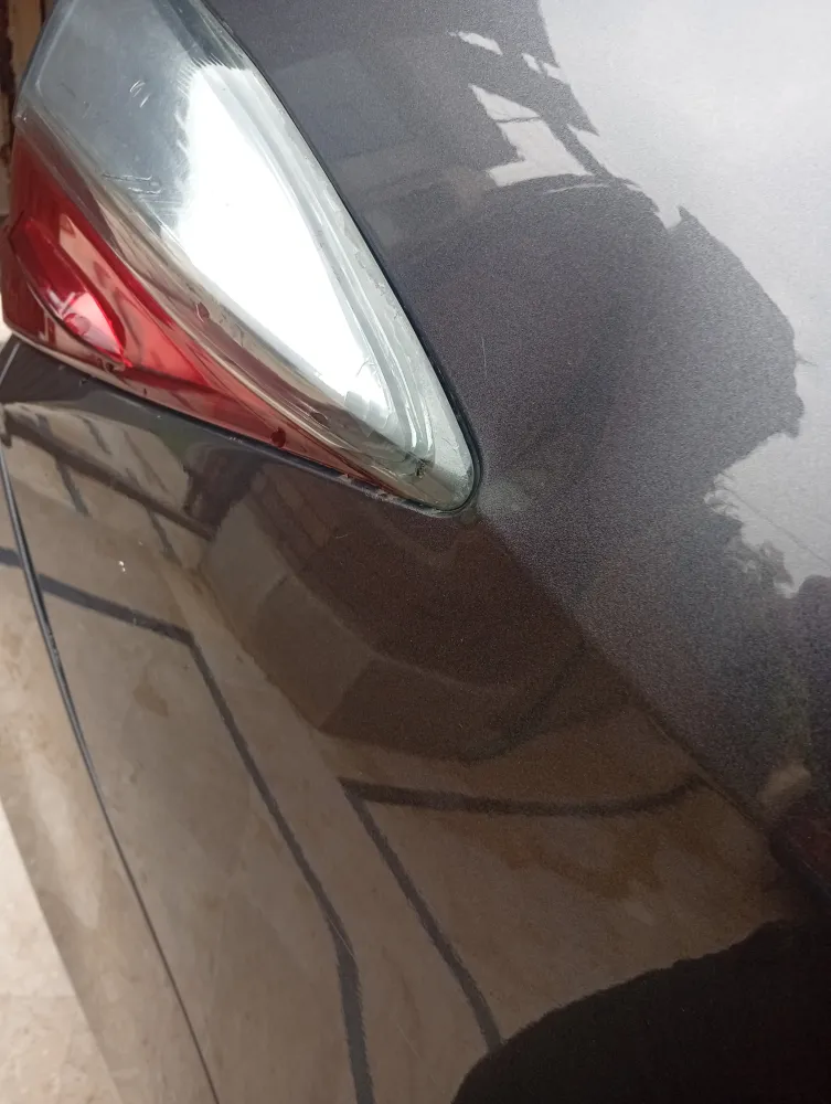 Rear_fender_right image