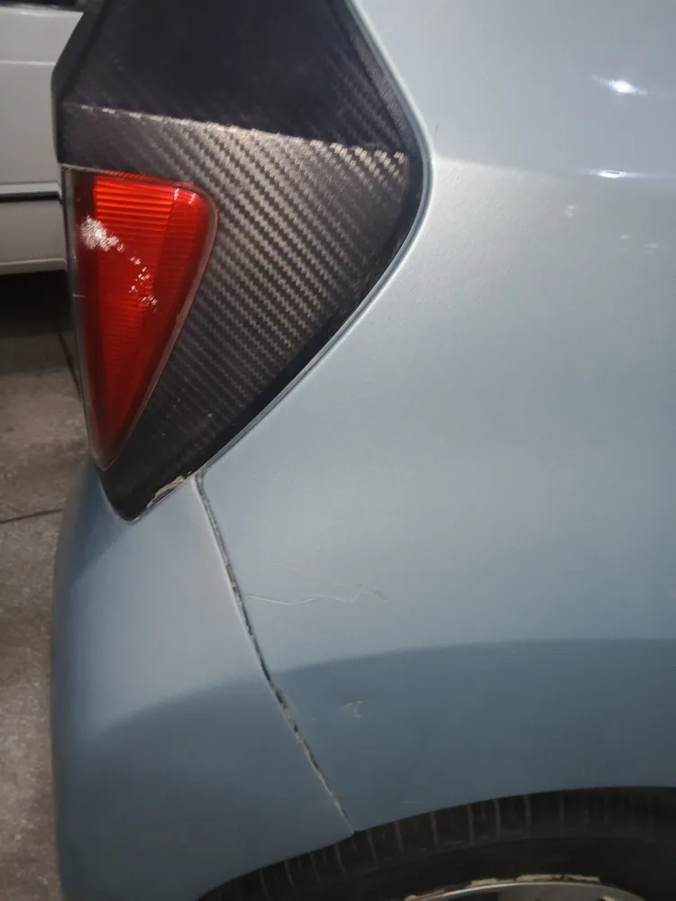 Rear_fender_right image