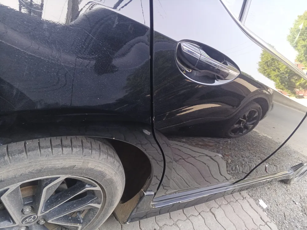 Rear_fender_right image