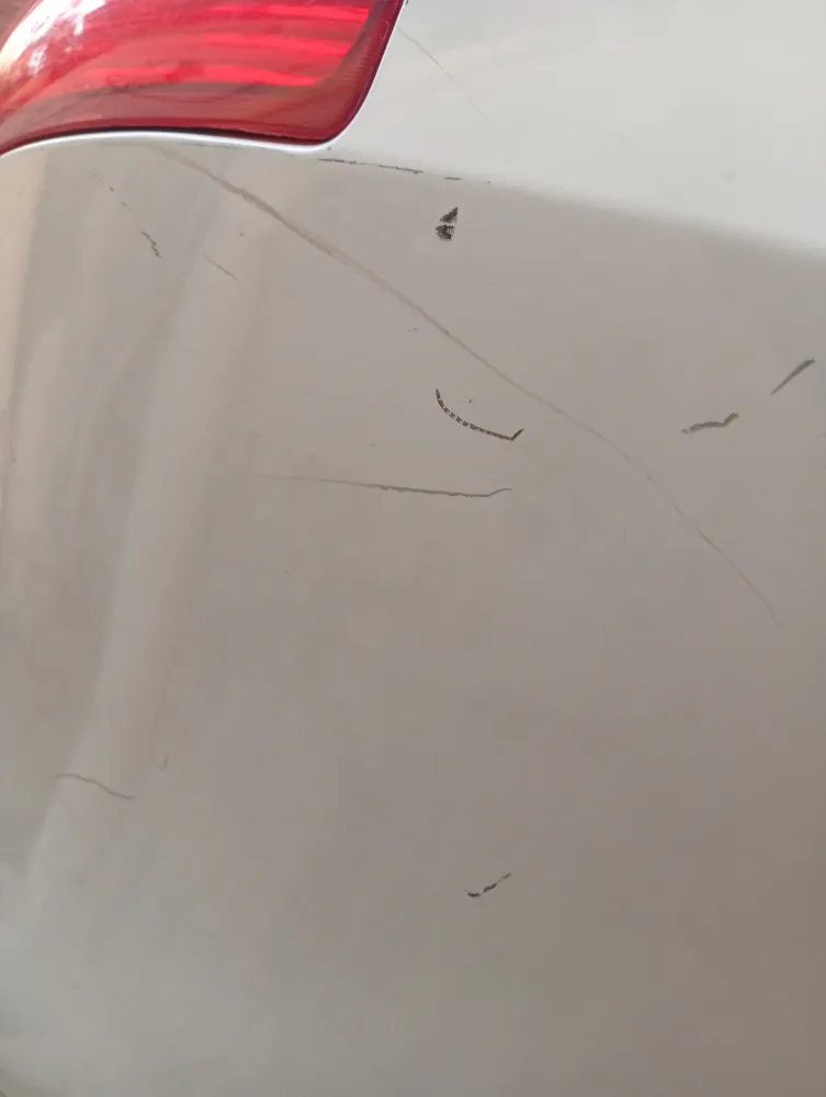 Rear_fender_right image